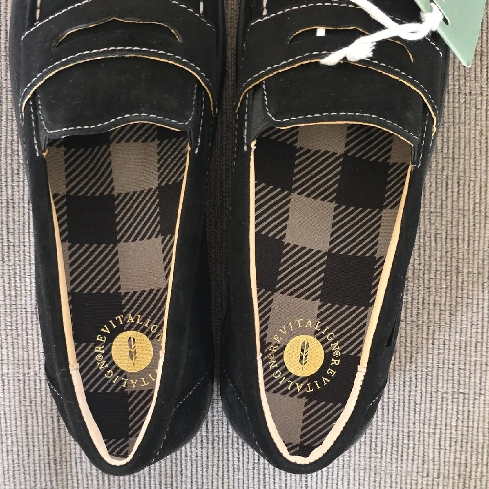Womens Black Penny Loafers By Waco Shoe Co, Size 8.5, New In Box‎
